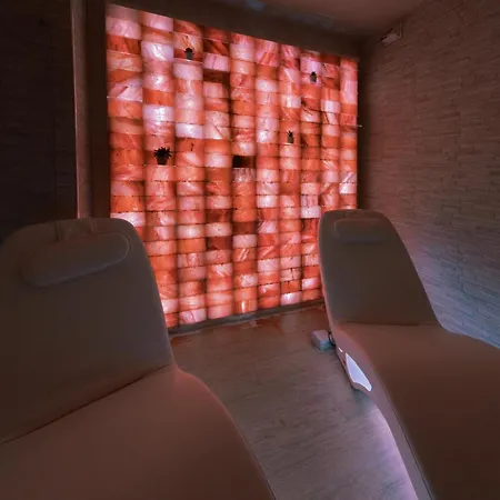 Fabiola לינה וארוחת בוקר 4*