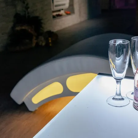 לינה וארוחת בוקר Fabiola 4*