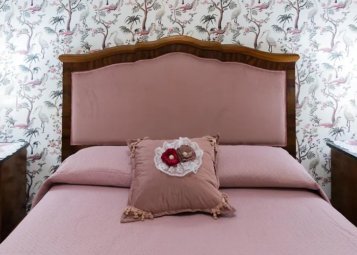 Couette-café Fabiola 3*