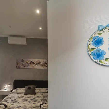 Couette-café Fabiola 3*